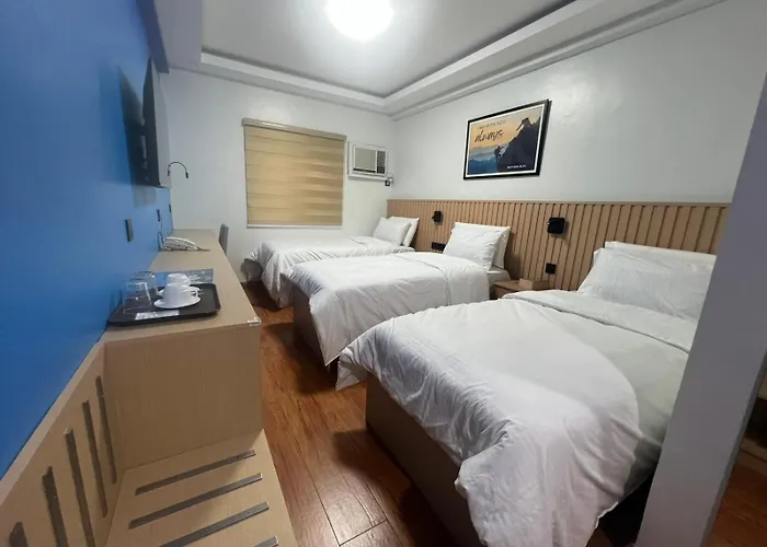 Ymca Makati 3*